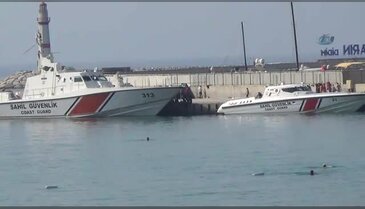 Göçmenleri taşıyan bot battı: 2 Ölü