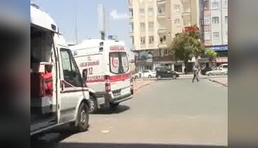İşçi taşıyan otobüs şarampole yuvarlandı: 11 yaralı