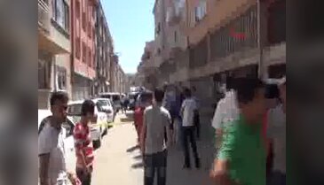 Sokak ortasında kadın cinayeti