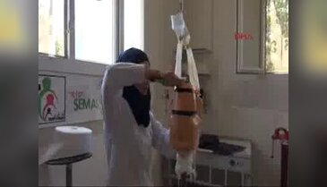 Reyhanlı'da 1500 Suriyeliye protez kol ve bacak takıldı