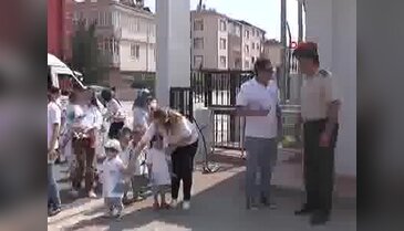 İnegöllü öğrencilerden şehit çocuklarına mektup