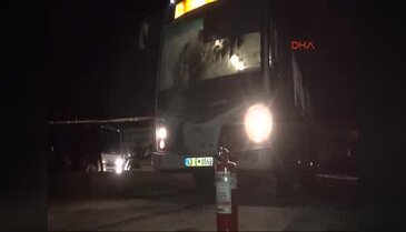 Halk otobüsüne molotoflu saldırı!