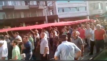 Bursa şehidine sahip çıktı! Binlerce Bursalı terörü lanetledi!