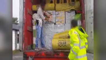 Kars'ta 420 bin paket kaçak sigara ele geçirildi