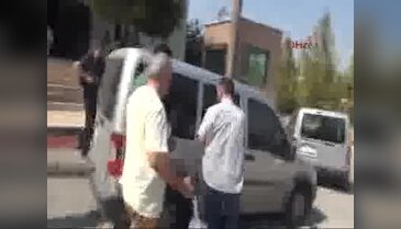 Bursa'da eski ortağını 28 yerinden bıçakladı