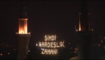 Bursa'da Ulu Camii'den kardeşlik mesajı!