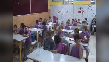 Okullarda ilk ders zili çaldı