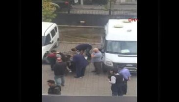 Bitlis - Güroymak Kaymakamının makam aracına konan bomba son anda fark edildi