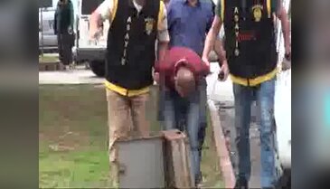 Kapkaç yaptığı kadına şikayetçi olmaması için 30 lira teklif etti