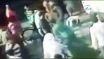 Önce çarptı, ardından da bıçaklayarak öldürdü