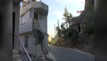 Depo olarak kullanılan antik kaya mezarlar temizlendi