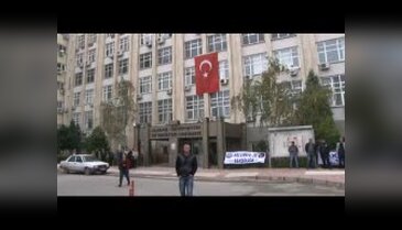 Taşeron işçilerden 'Haklarımız ödenmiyor' eylemi