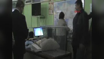 Kırklareli'deki gümrüklerde oy verme işlemi başladı