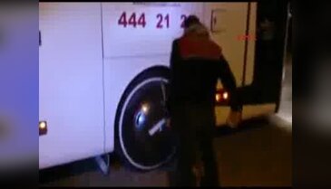 Elazığ'da yolcu otobüsünde 63 kilogram esrar ele geçirildi
