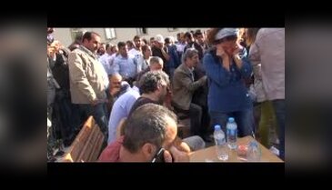 Kürtçe ağıtlar yakan anne, yürekleri dağladı