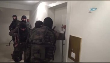 Rezidansa "sihirli ses" baskını kamerada