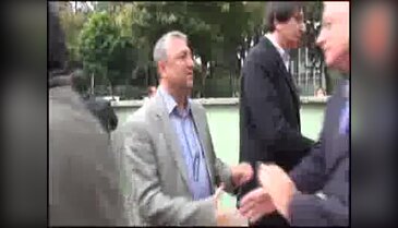 İstanbul'da taksi dereye uçtu