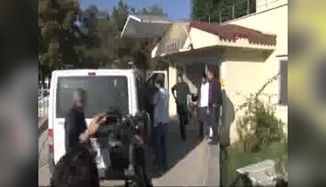 Ankara Garı önündeki bombalı saldırı  sonrası soruşturmasında gözaltına alınanlar sağlık kontrolü için hastaneye getirildi