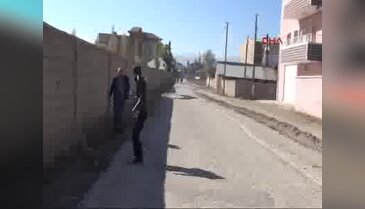 Yüksekova'da hendek kapatan polise PKK'lılar ateş açtı