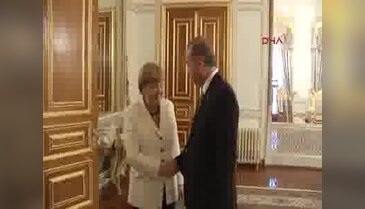 Erdoğan, Merkel'i Mabeyn Köşkü'nde kabul etti