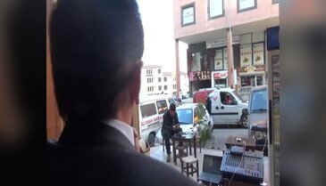 Bursalı bağımsız adaydan tek kişilik miting