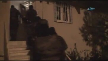Uyuşturucu operasyonu polis kamerasında