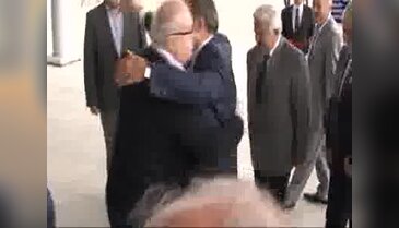 Bakan Eroğlu: Savaşta bile hastanelere dokunulmuyor