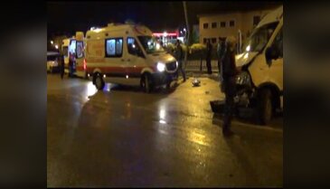 Bursa'da servis minibüsü kaza yaptı!