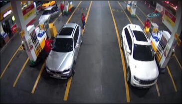 Kezzap atan zanlı kamerada
