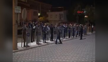 Manisa'da bin polisle seçim operasyonu