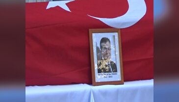 Bursa'da Prof. Dr. Parasız son yolculuğuna uğurlandı...