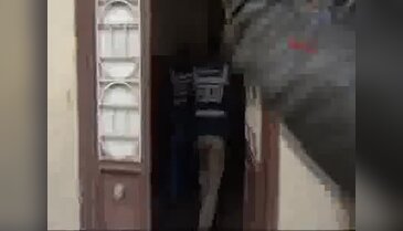 Sahte içki yapılan eve polis baskını