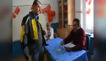 Oyunu kullanıp Güney Amerika turuna çıktı