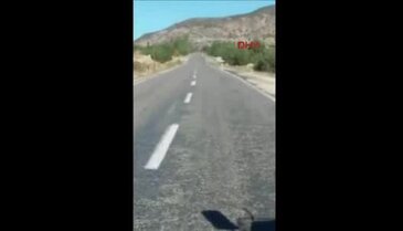Diyarbakır - Lice karayolunda bulunan mayın böyle imha edildi