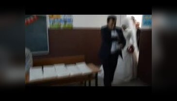 Gelinle damat oylarını kullanıp düğüne geçti