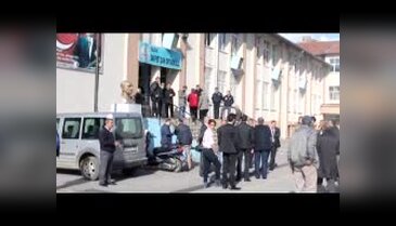 CHP Milletvekili İnce oyunu Yalova'da kullandı