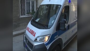 Bursa'da felçli hasta ambulansla oy kullanmaya gitti