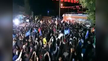 Davutoğlu:  Bu zafer milletimizindir