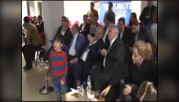Ak Parti İzmir'de büyük sevinç