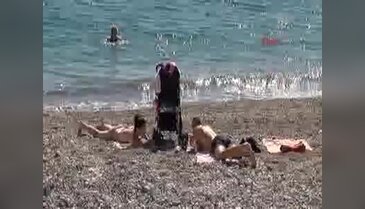 Antalya'da Kasım'da sahil keyfi