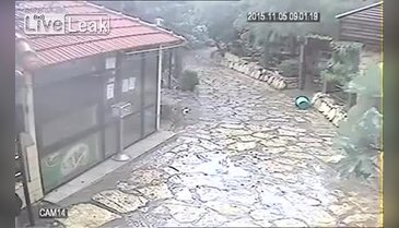 Yoğun yağış 4 kişinin ölümüne neden oldu