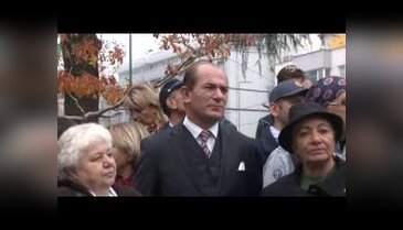 Atatürk'ü anma töreninde Ata'ya benzeyen oyuncuya yoğun ilgi