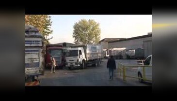 Fabrika fazla sipariş yaptı, 70 kamyon elma bozulmak üzere