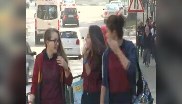Bursa'da Anadolu Lisesi'nin kapısına kilit vurdular