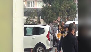 Bursa'da Öğretmenler Günü'nde oturma eylemi
