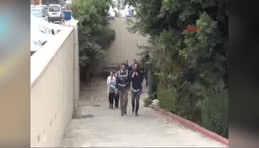 Yol denetiminde polise takıldılar