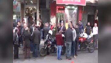 Genç kız tecavüze kalkışan iş arkadaşını bıçaklayarak öldürdü