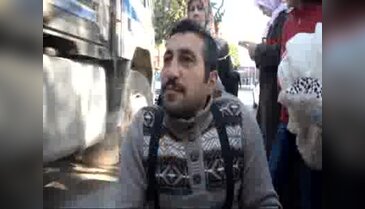 Akülü arabasını kendisi yaptı