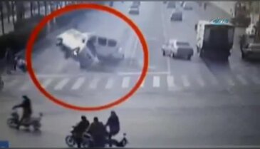 Dünya bu görüntüleri konuşuyor!