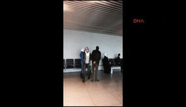 Türk yolcular Moskova havaalanında bekletiliyor